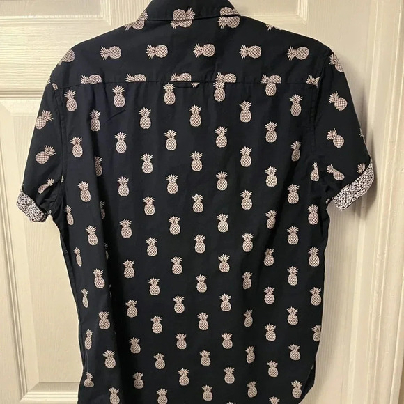 Men’s Denim & Flower Button Down Shirt Size Medium - Picture 2 of 7